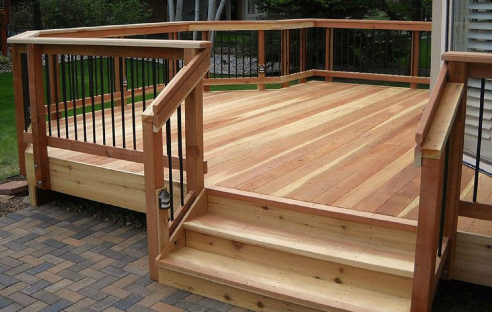 Master Builders deck installation, custom decks, handrails